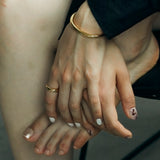 basic volume bangle gold